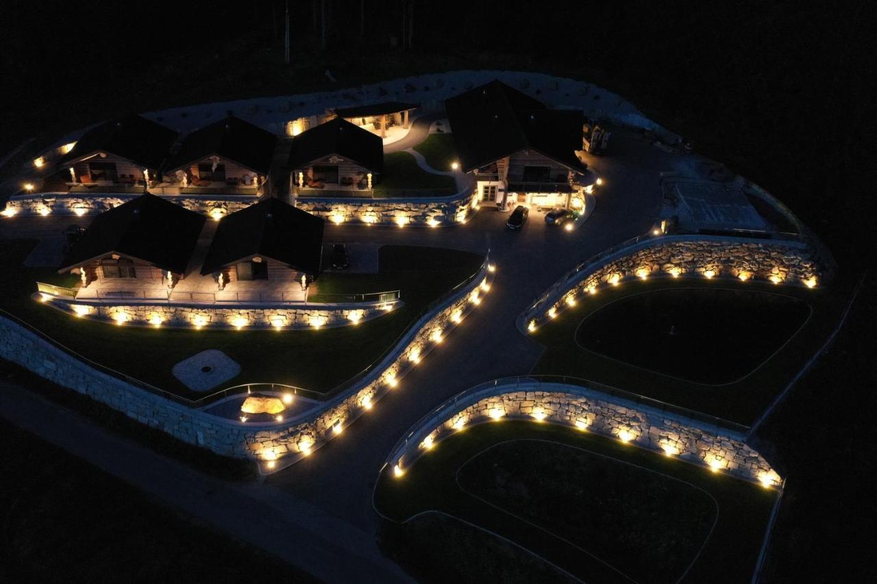 Blockhausen Luxus Chalets Oberschwarzenberg Экстерьер фото
